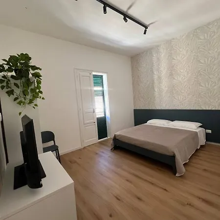Spalti 33 Διαμέρισμα *